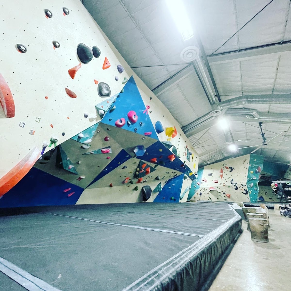 Grotto Climbing & Yoga - Photo 2