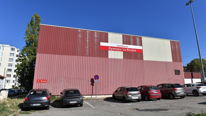 Gymnase de la Rivière - Photo 1