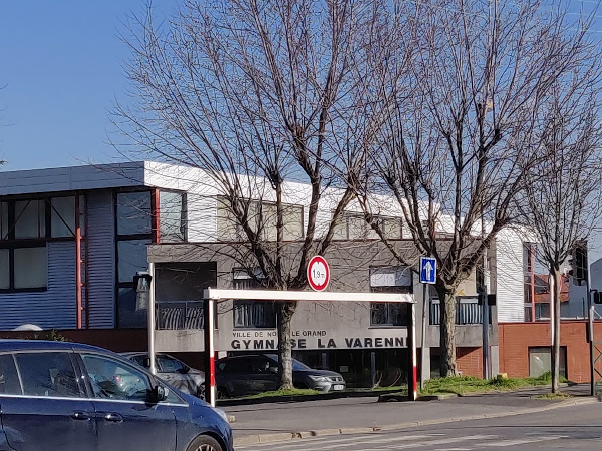 Gymnase La Varenne - Photo 2