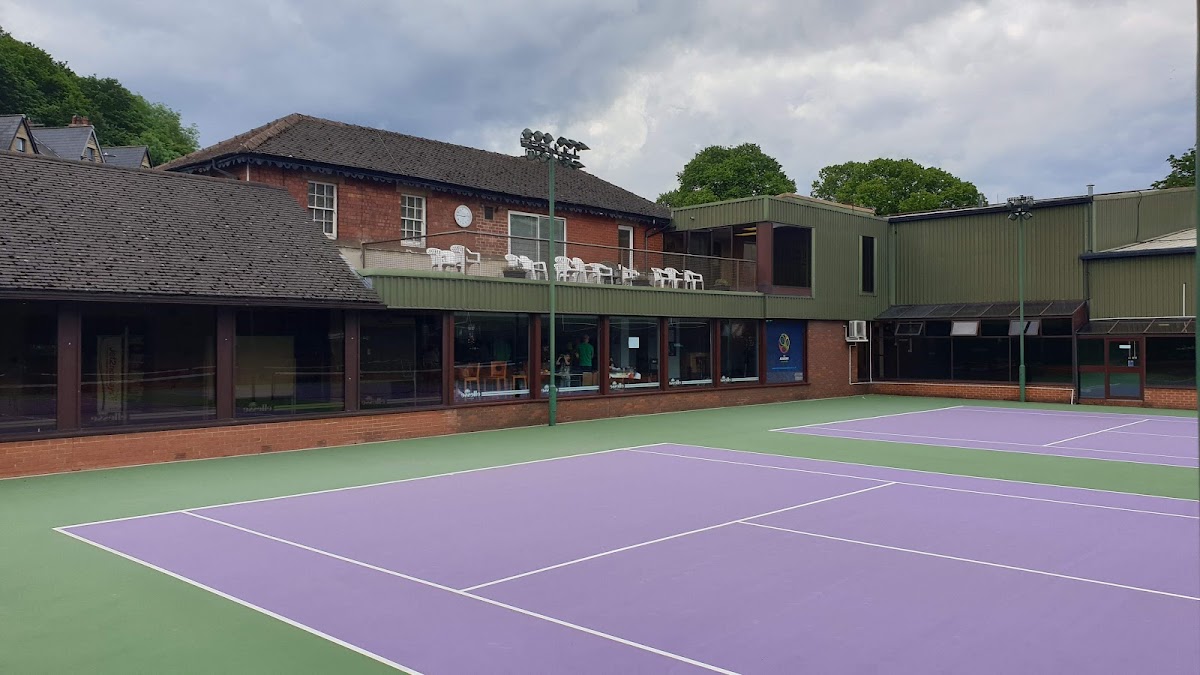 Hallamshire Tennis & Squash Club Ltd - Photo 2