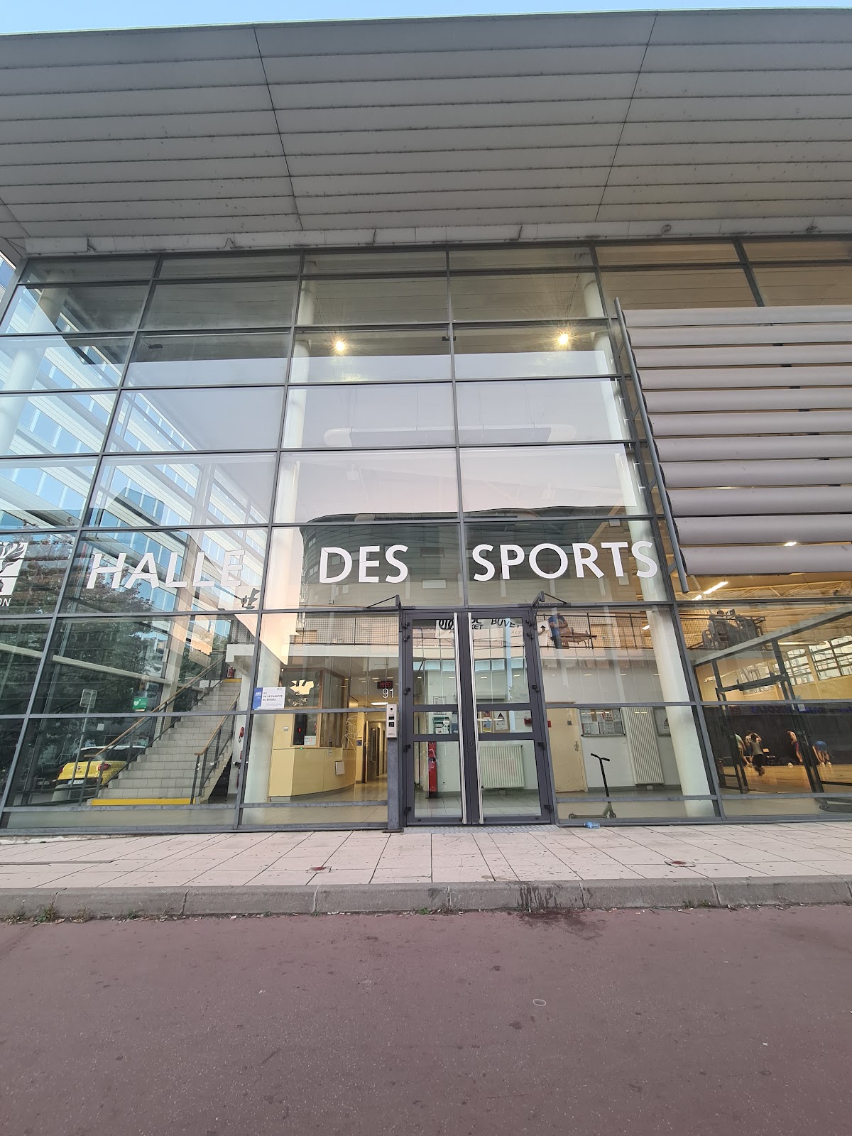 Halle des Sports Vivier Merle - Photo 3