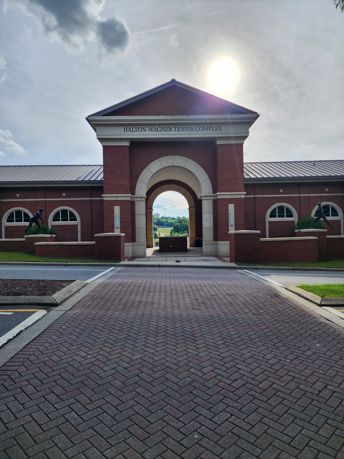 Halton-Wagner Tennis Complex - Photo 2