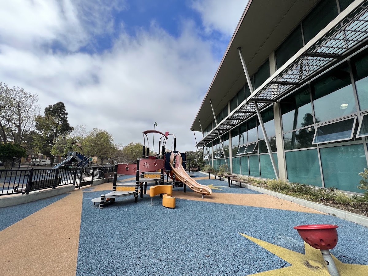Hamilton Recreation Center - Photo 3