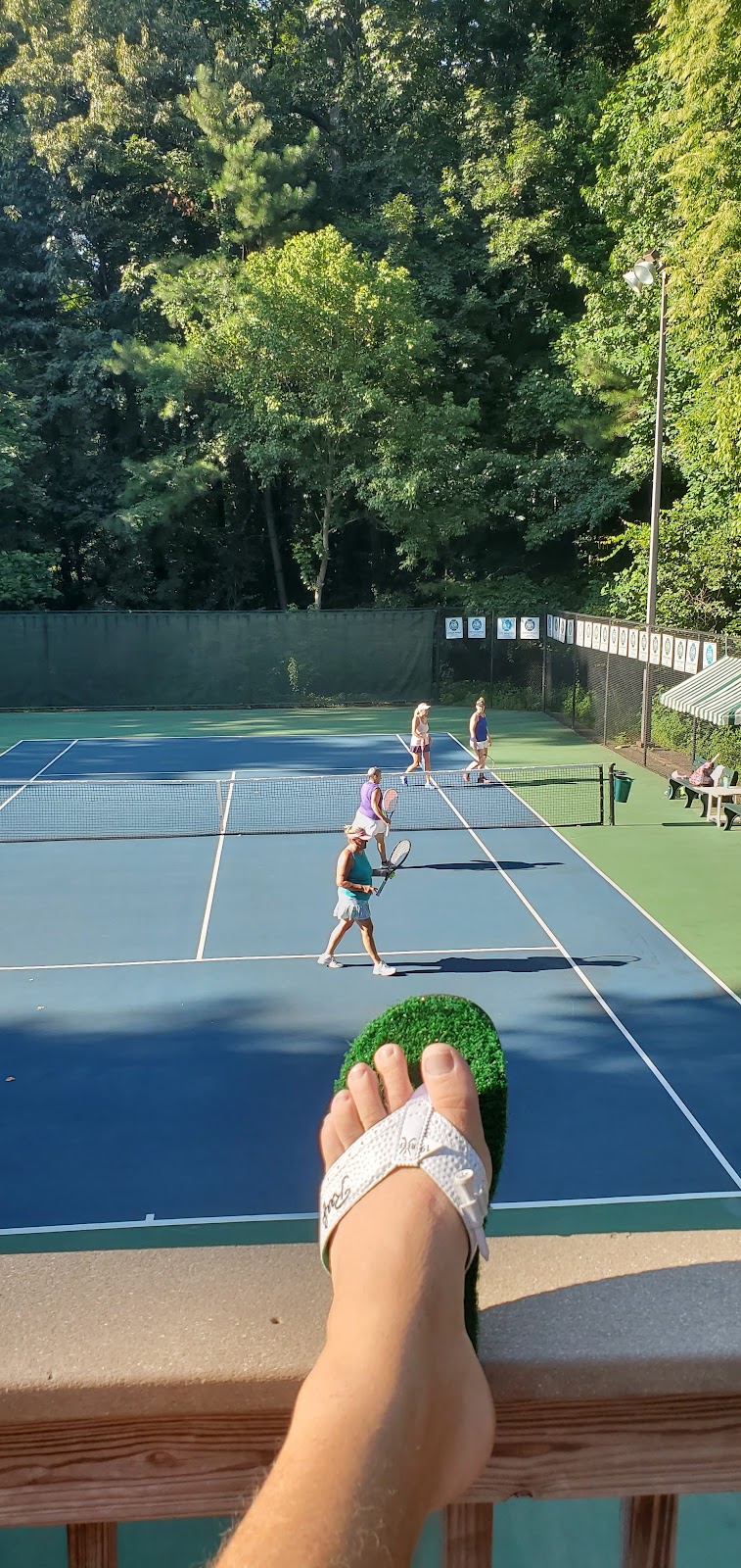 Hampton Hall Swim & Tennis Club - Photo 3