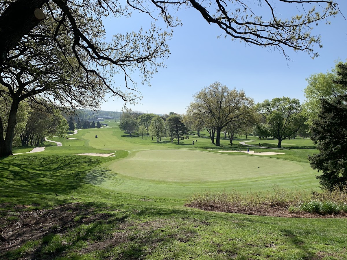 Happy Hollow Club - Photo 1