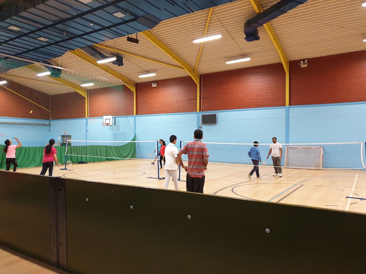 Hatfield Leisure Centre - Photo 3