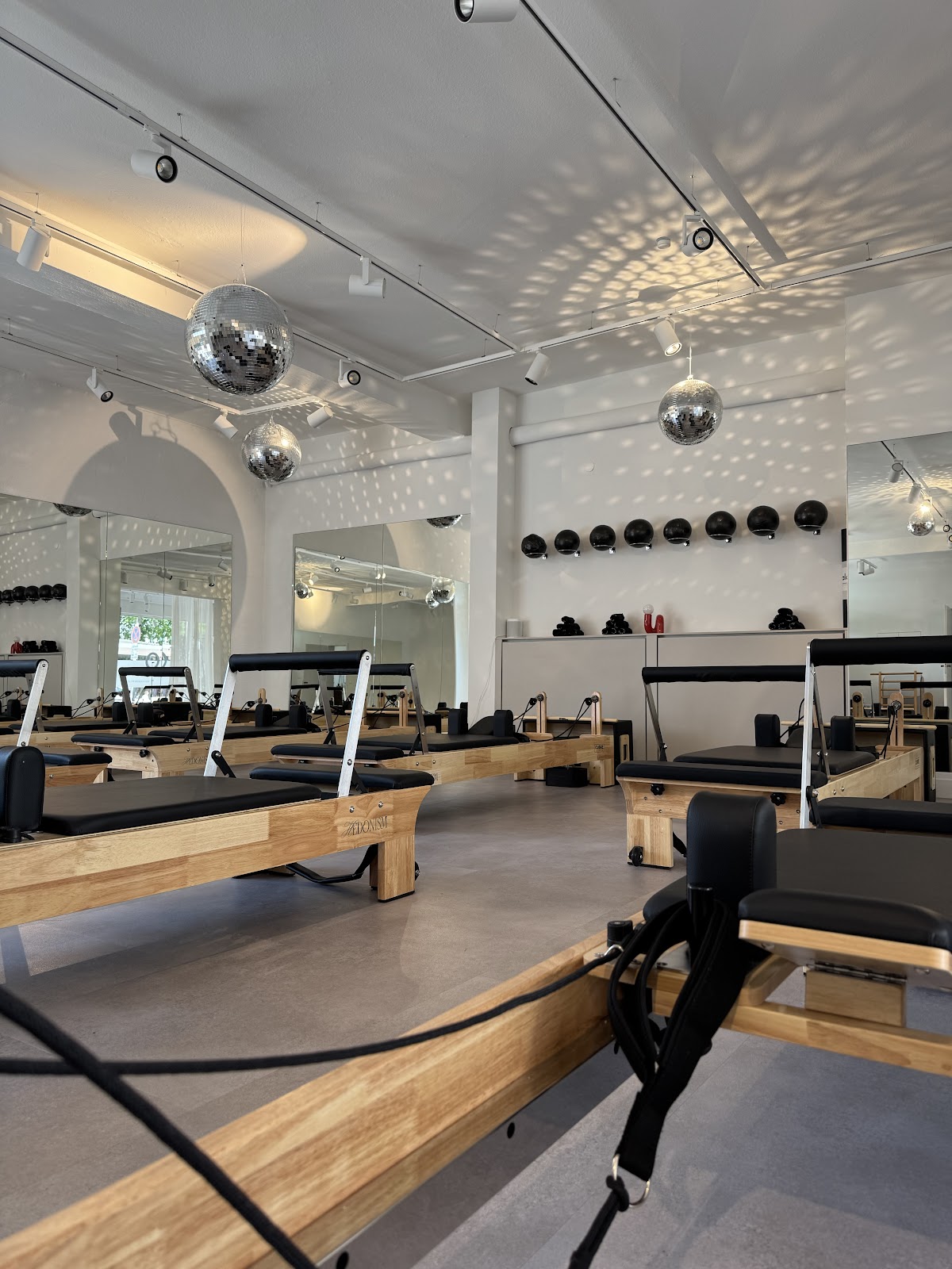 Hedonism Reformer Pilates - Photo 1