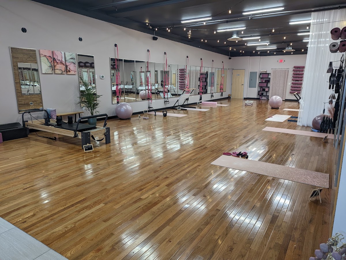 Her Fusion Fitness - Photo 2