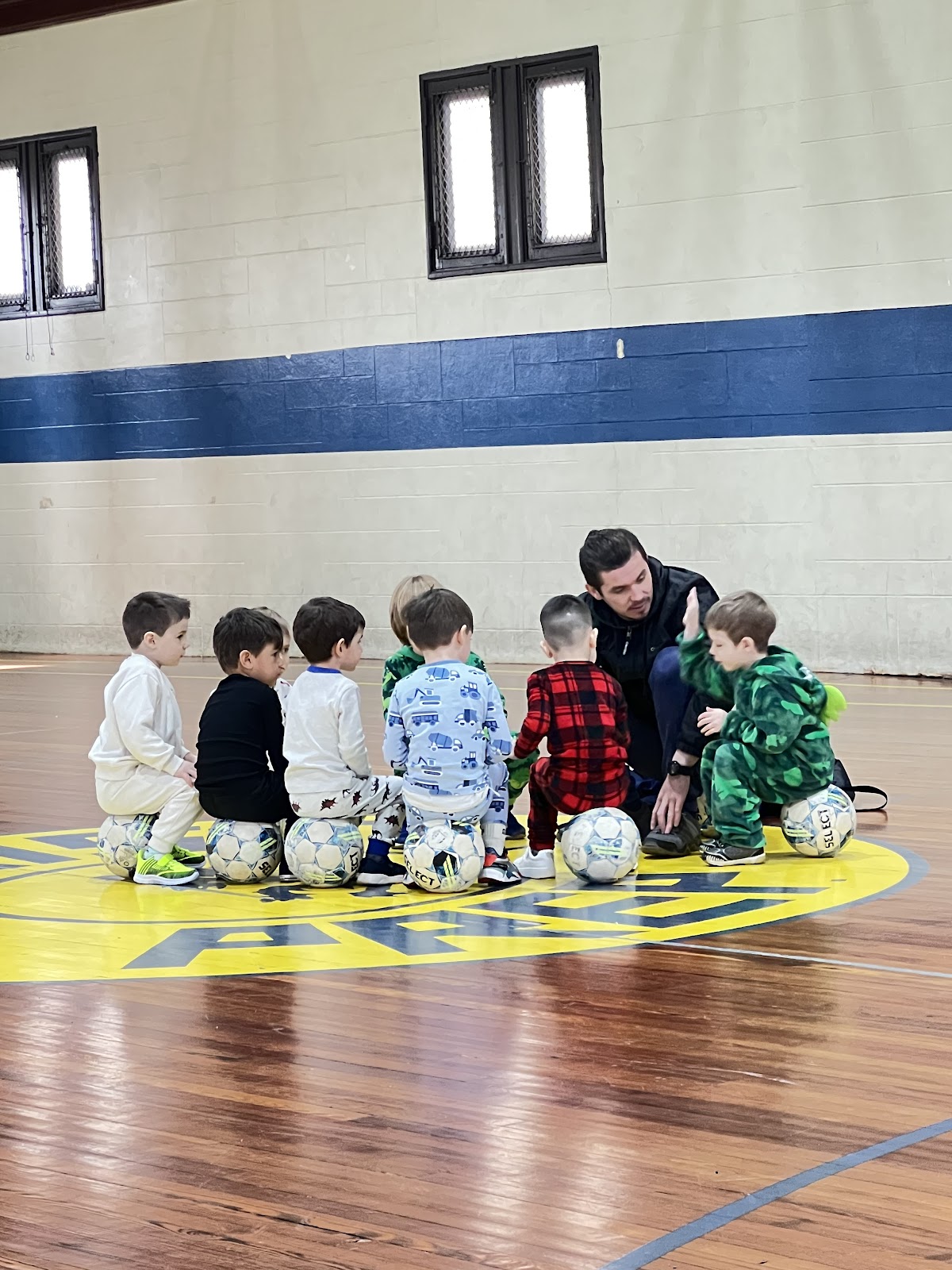 Hi-Tech Soccer Club - Photo 2