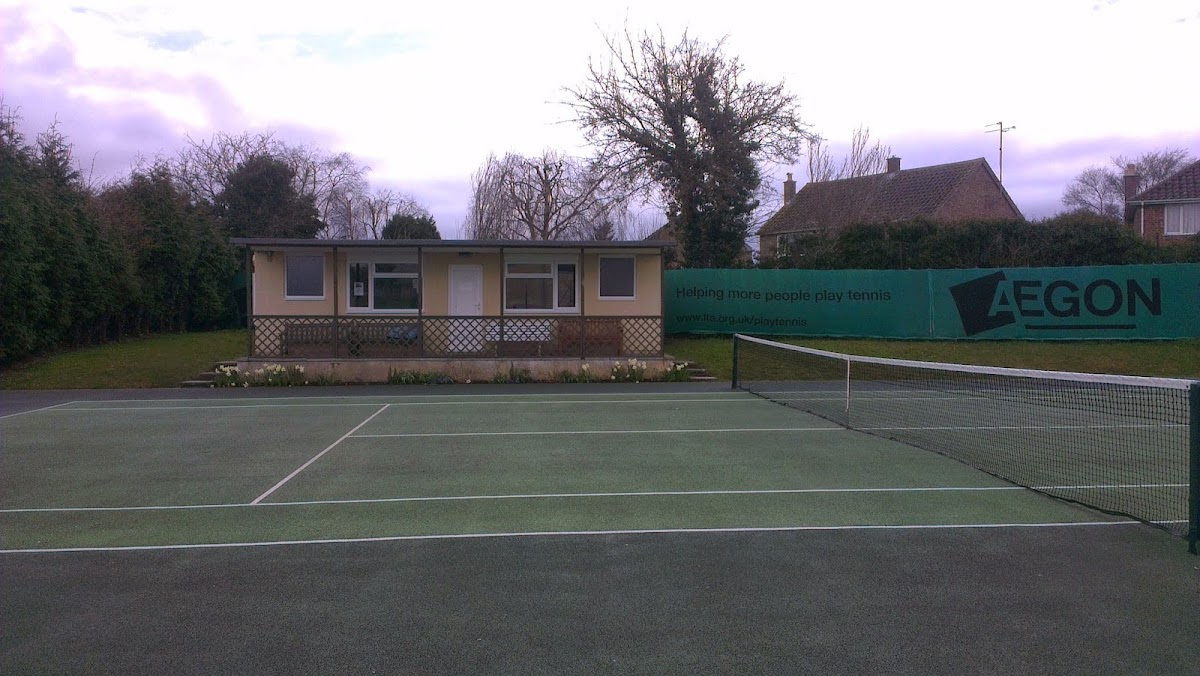 Highworth Tennis Club - Photo 3