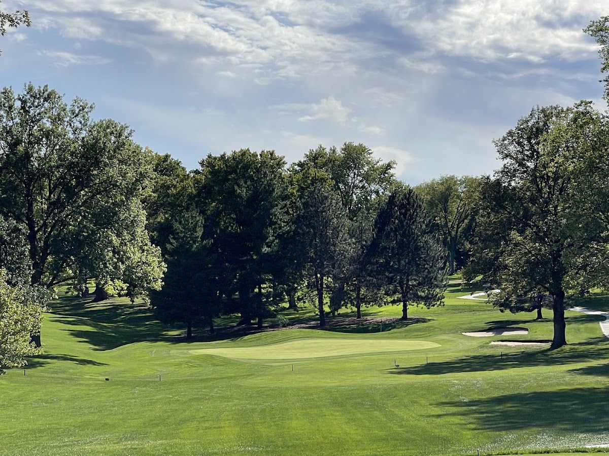 Hillcrest Country Club - Photo 3
