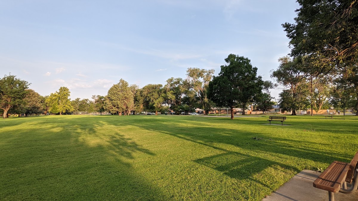 Hoffman Park - Photo 1