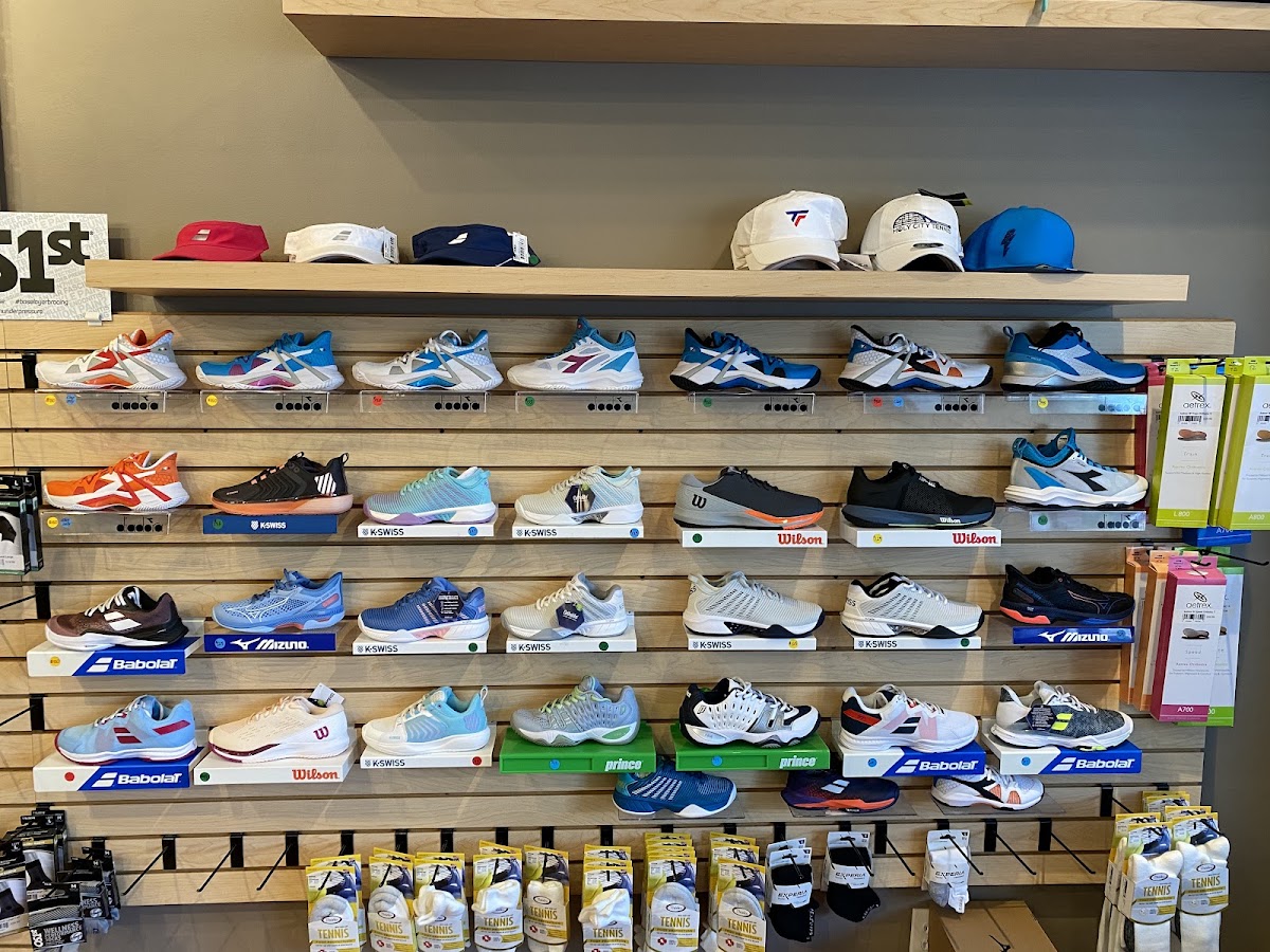 Holy City Tennis Shop - Photo 3