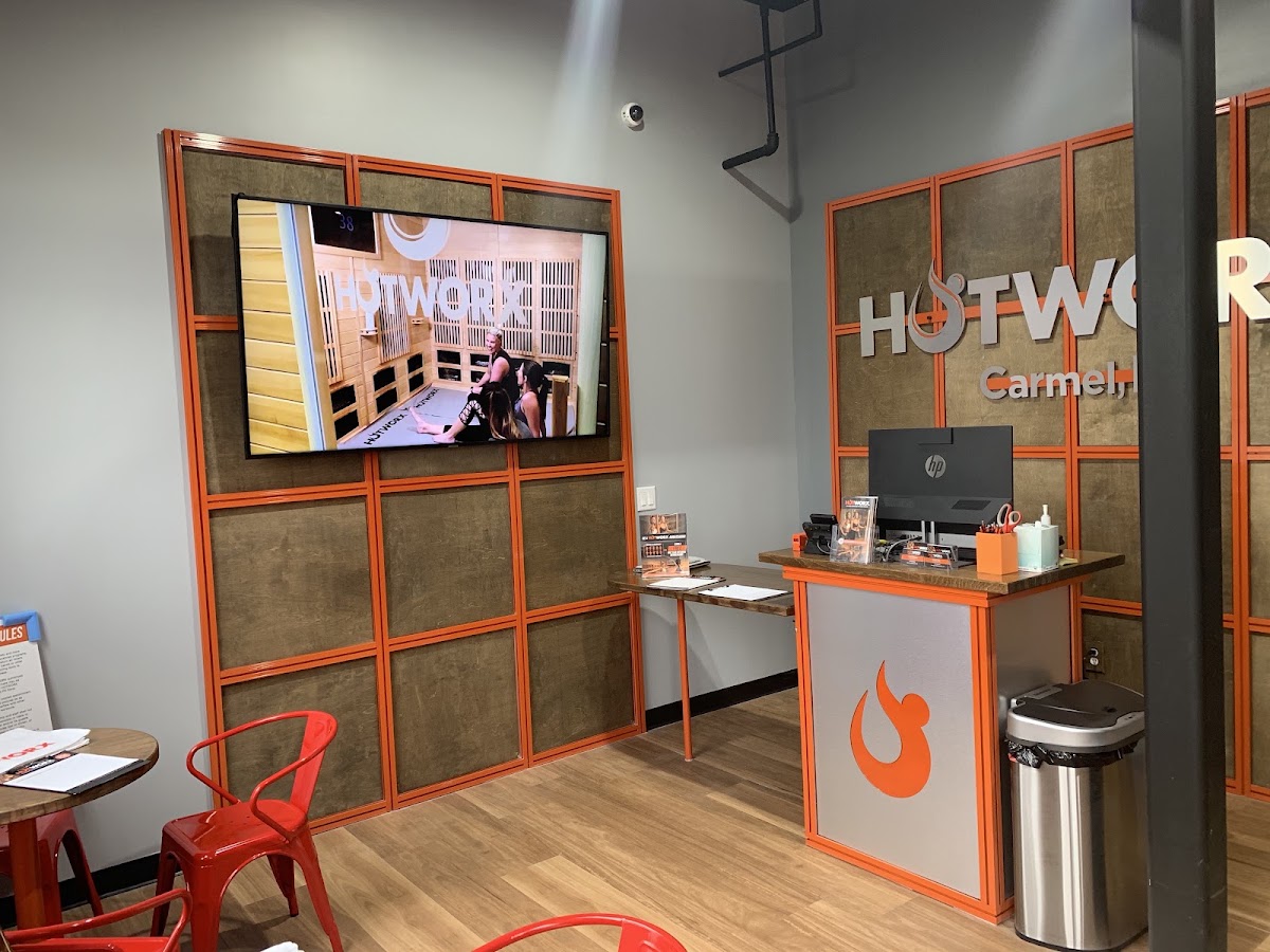 HOTWORX - Carmel, IN - Providence at Old Meridian - Photo 3