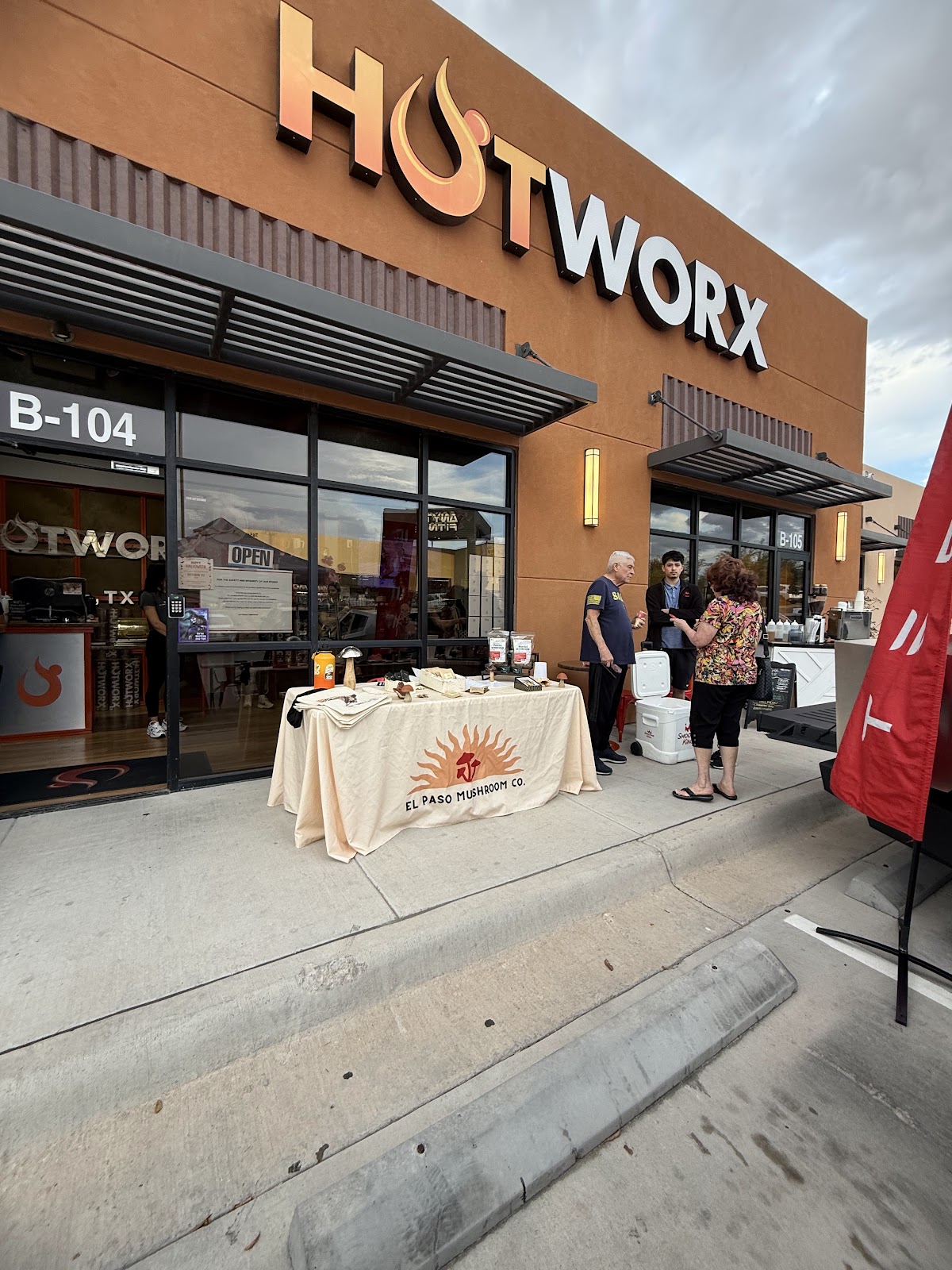 HOTWORX - El Paso, TX - Cimarron - Photo 3