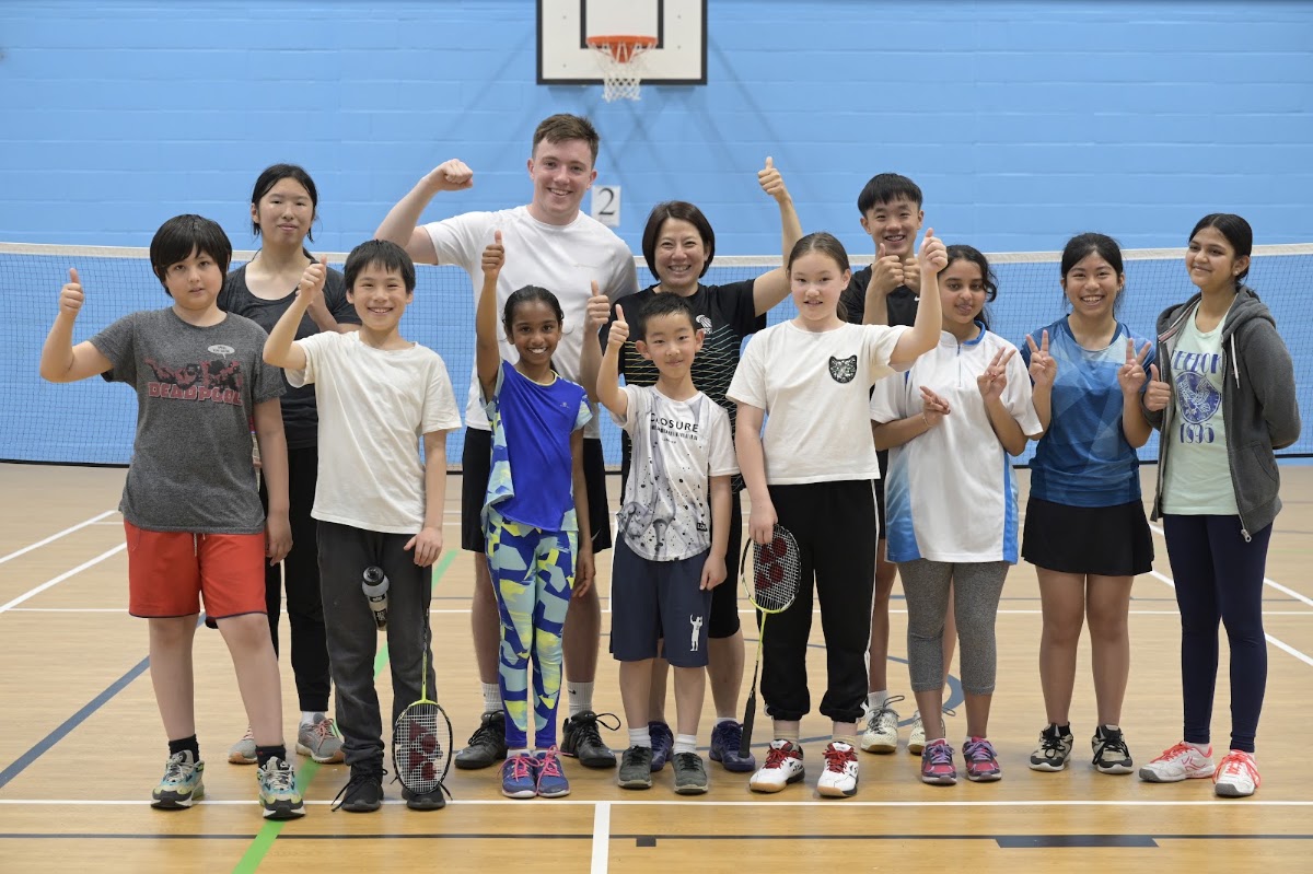 Huaiwen Xu Badminton Club