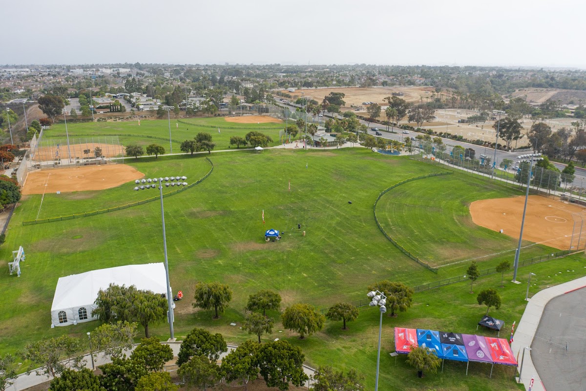 Huntington Beach Sports Complex - Photo 2