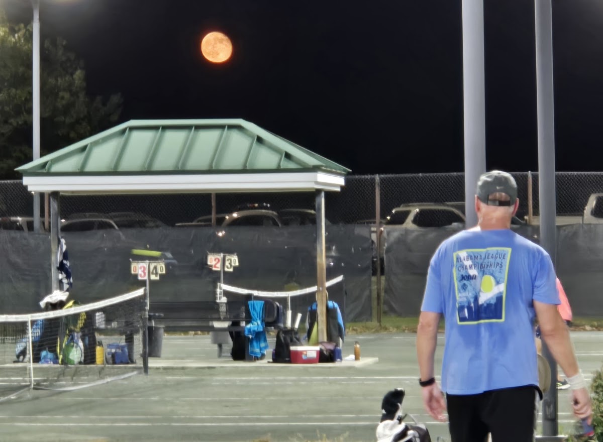 Huntsville Tennis Center - Photo 1