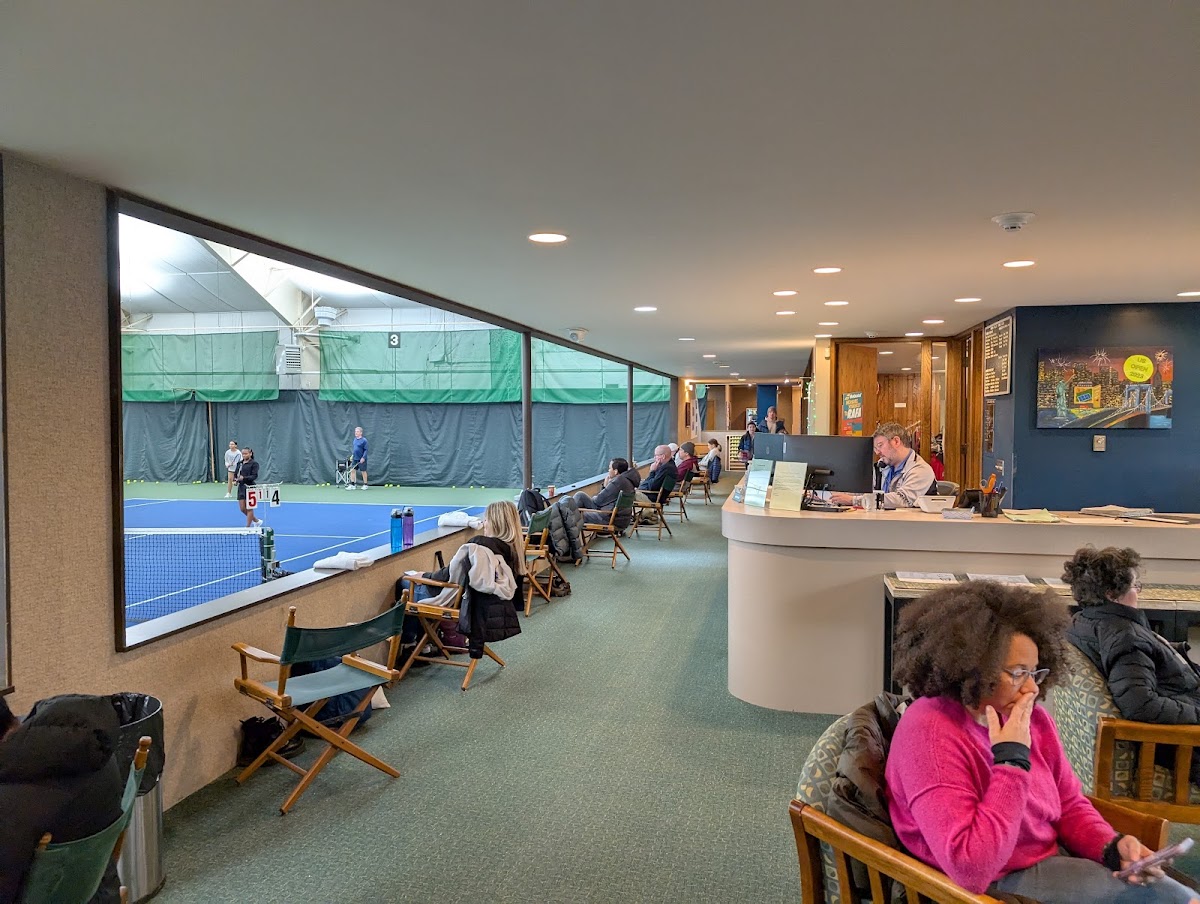 Huron Valley Tennis Club - Photo 2