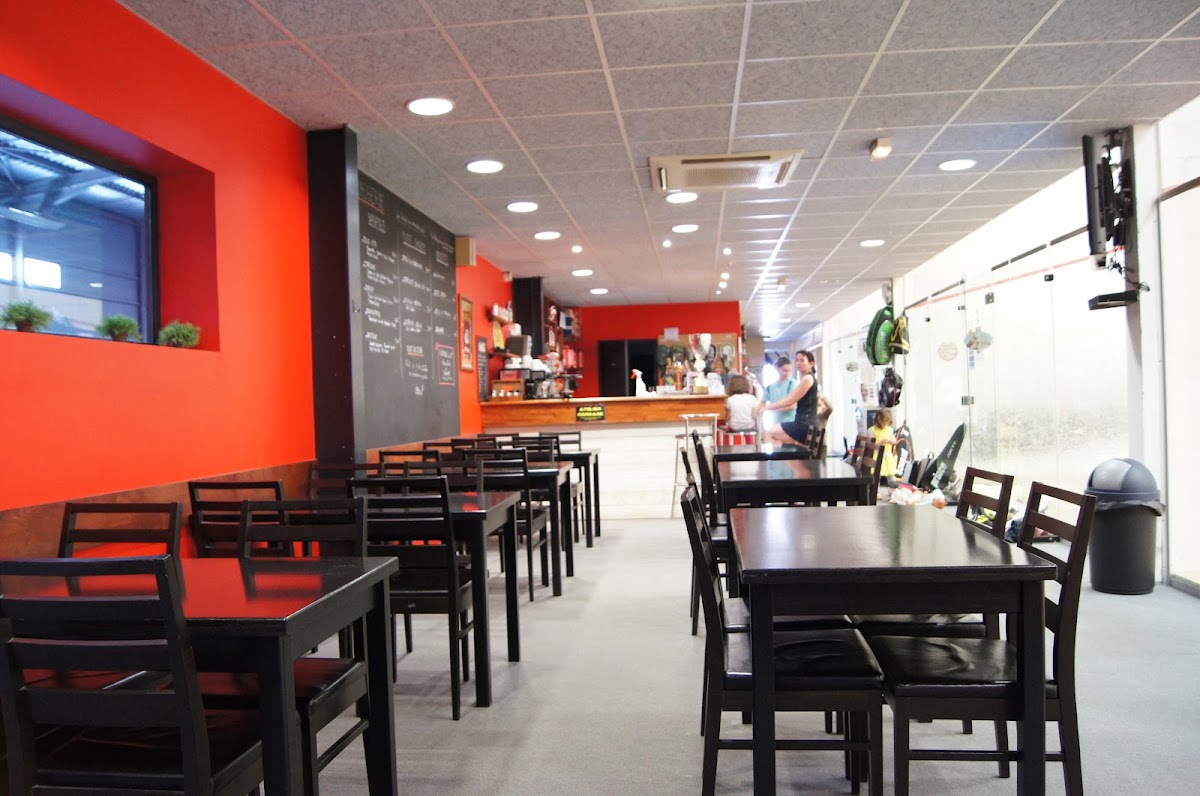 INDOOR CLUB - Photo 2