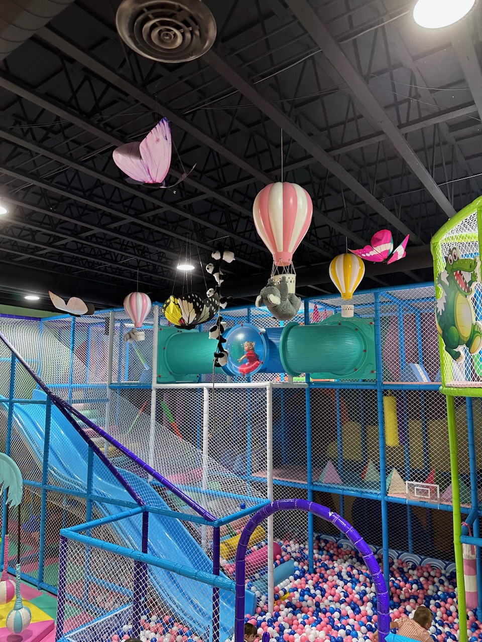 Indoor - Photo 2