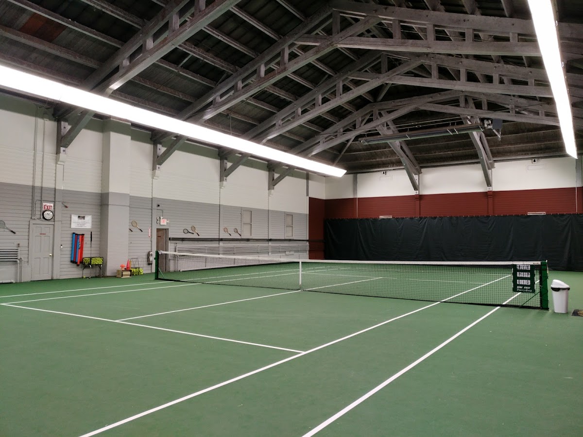 Indoor Tennis Court - Photo 2