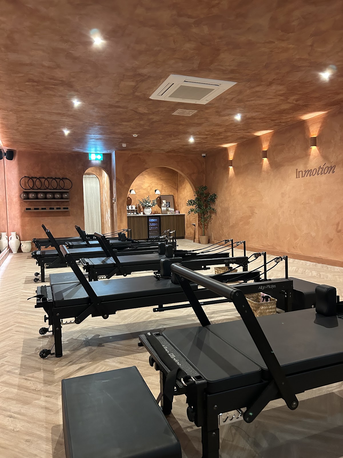 Inmotion Reformer Pilates - Photo 2