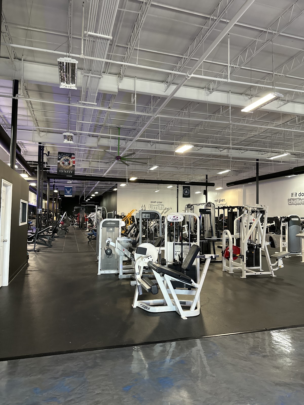 Iron House Gym Jacksonville - Photo 2