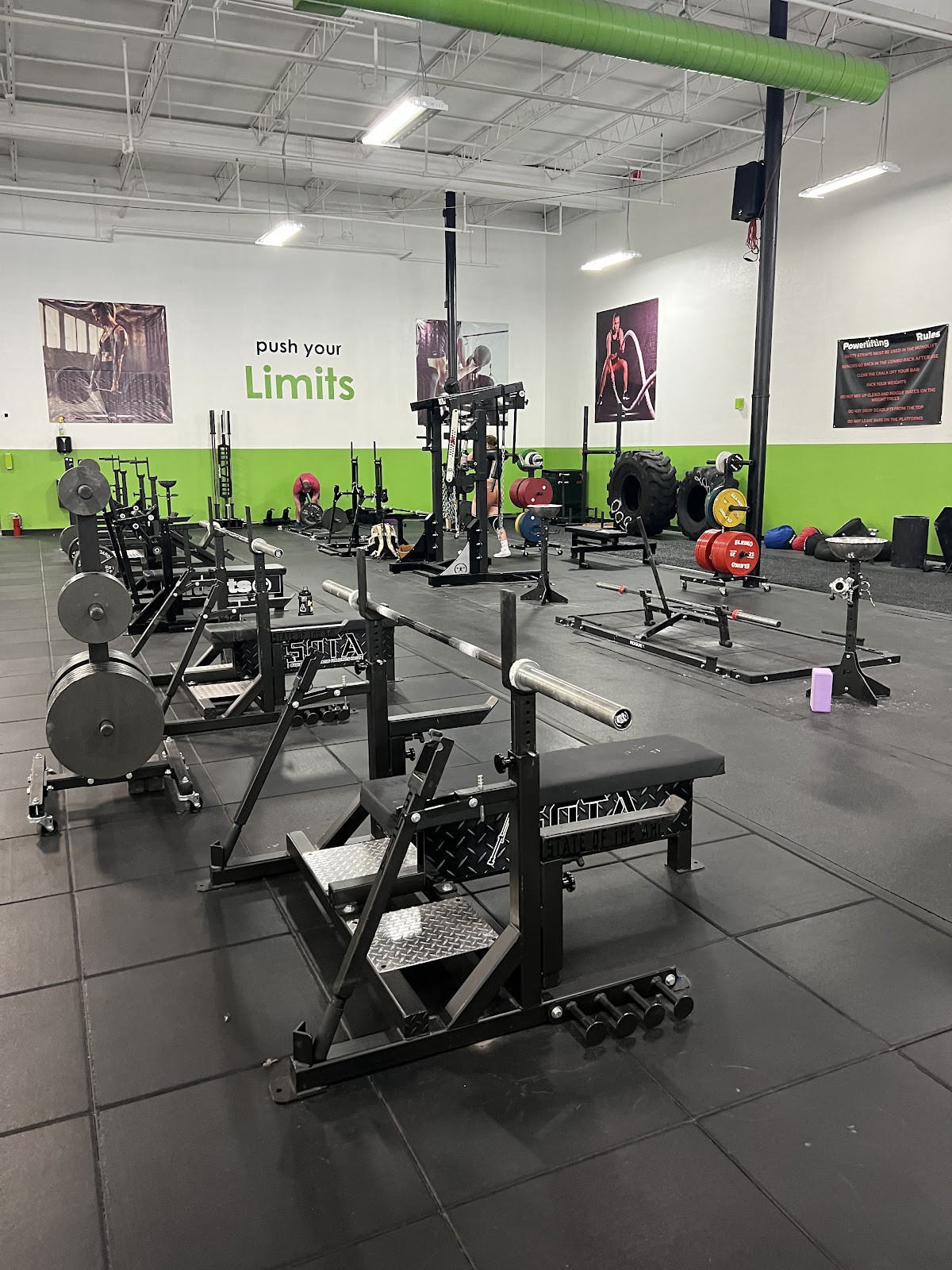 Iron House Gym Jacksonville - Photo 3