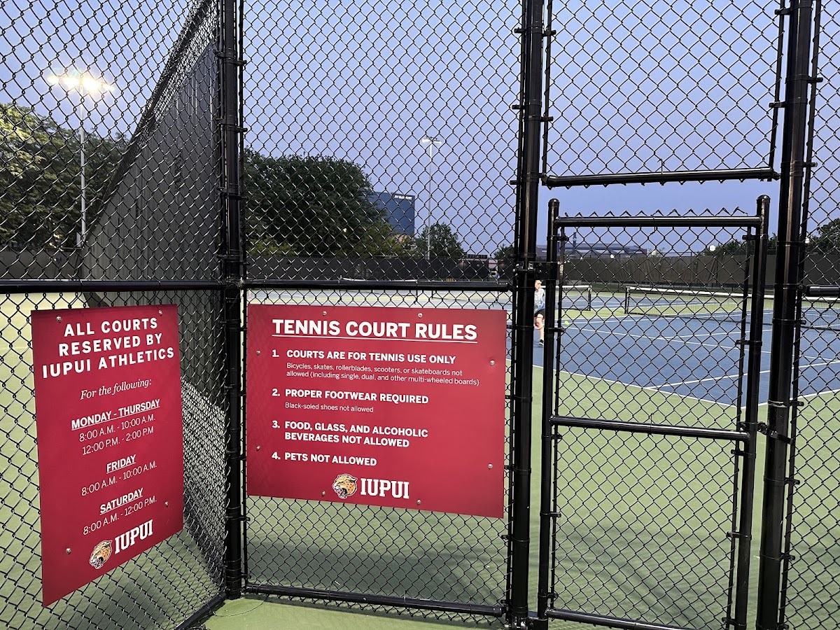 IU Indianapolis outdoor tennis courts - Photo 3