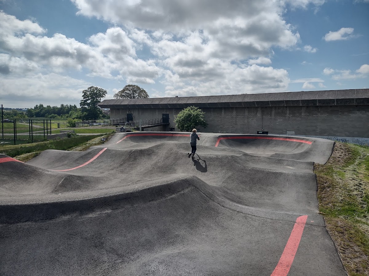 Jack Kane Sports Centre - Photo 2
