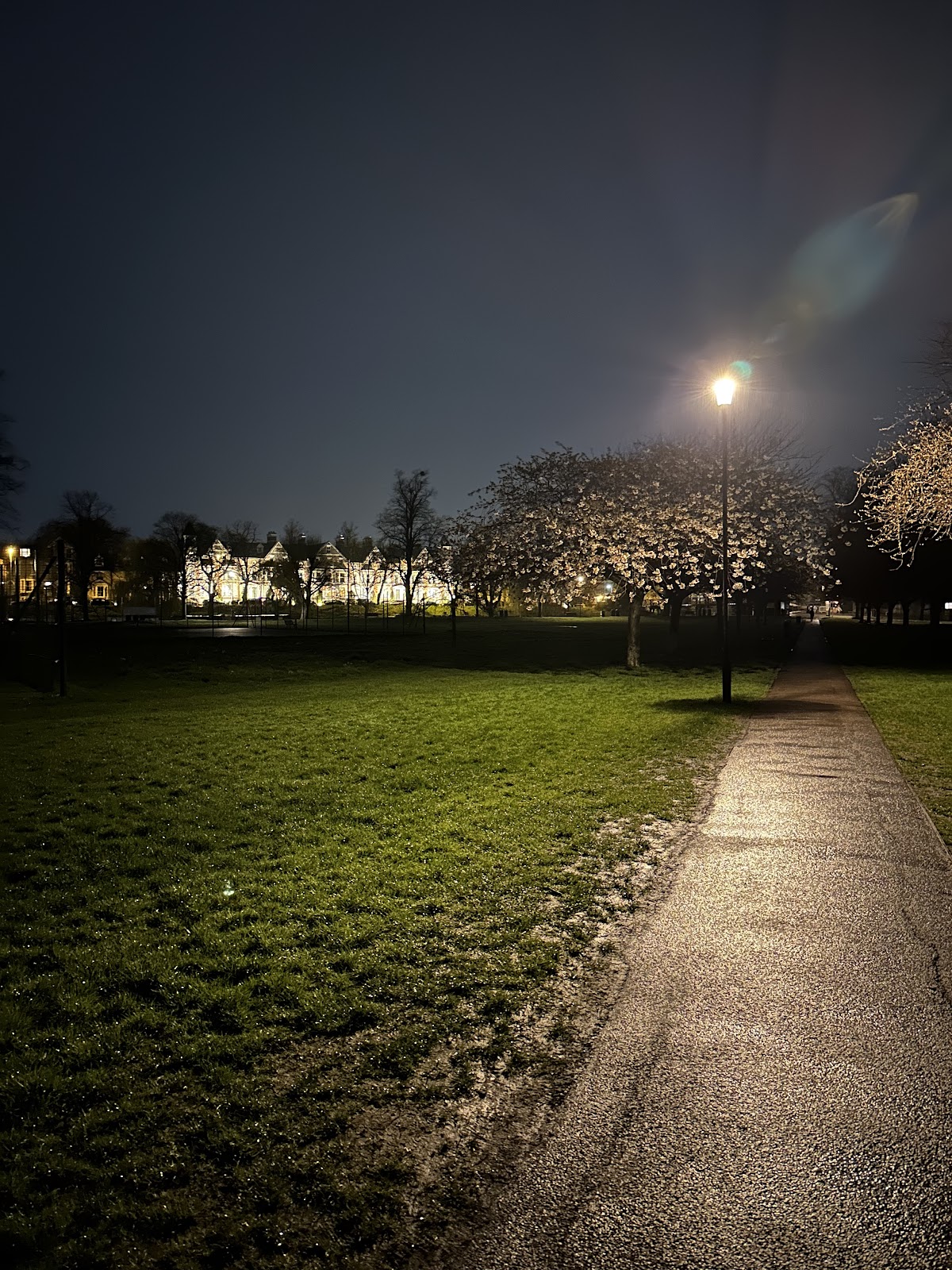 Jesus Green Tennis Courts - Photo 3