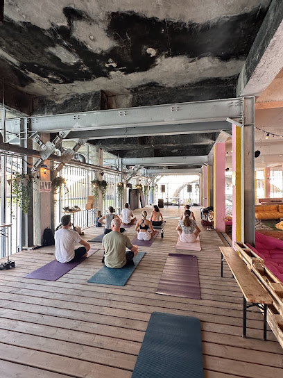 julubayoga • Studio de Yoga (Paris 12e) - Photo principale