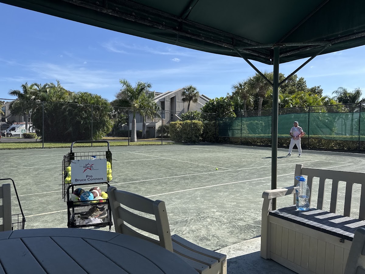 Jupiter Ocean & Racquet Club - Photo 3