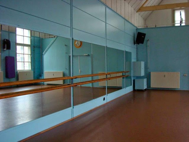 K'dans studios in motion ' - Photo 3