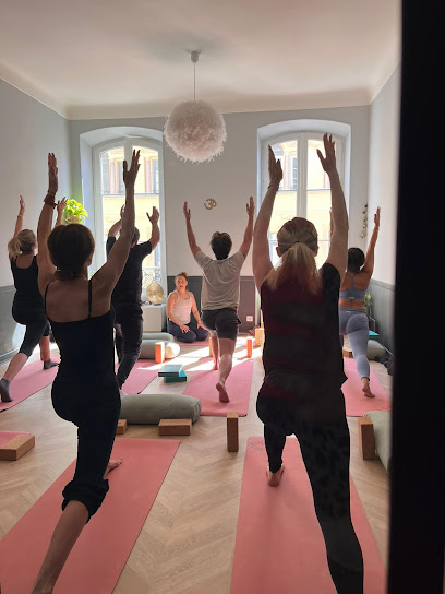 Karène - Yoga, rituels & soins - Photo principale