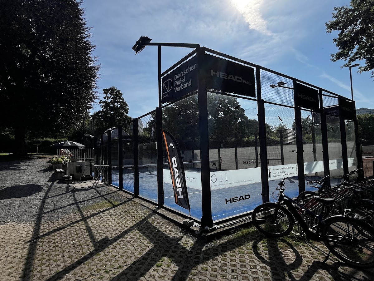 Karlsruher Eislauf- Und Tennis-Verein e.V. | Eislauf, Tennis & Padel - Photo 2
