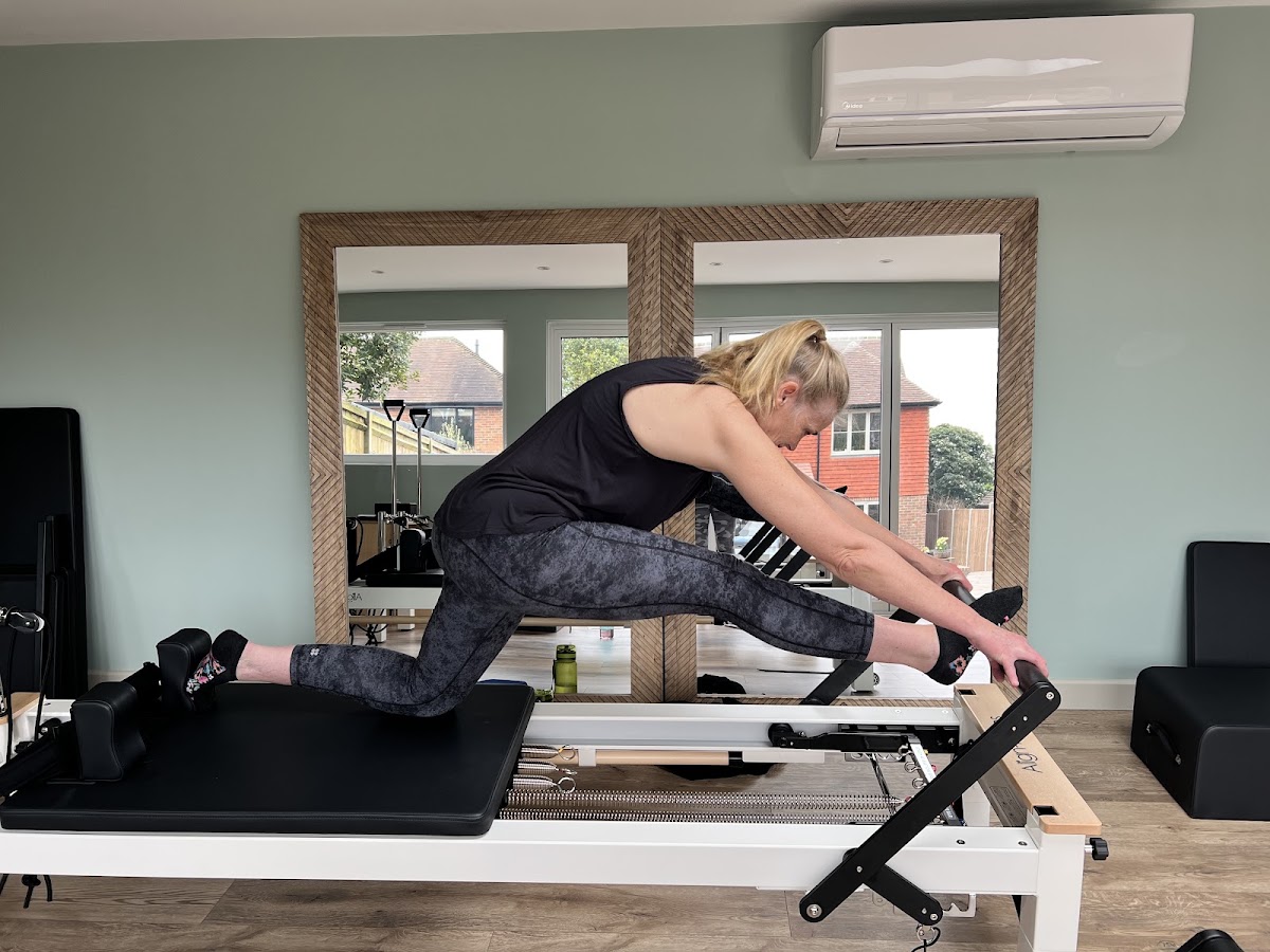 Katie Kelly Pilates - Photo 1