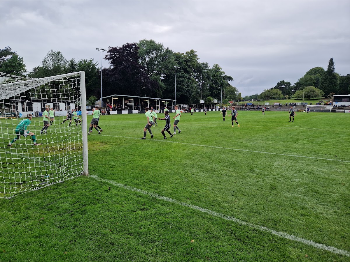 Kendal Town Football Club - Photo 2