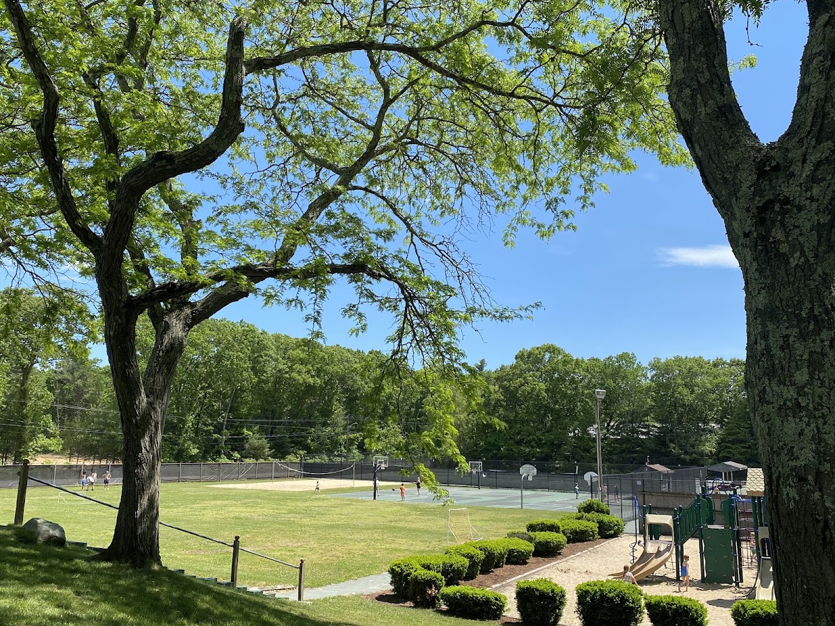 Kendbrin Swim & Tennis Club - Photo 2