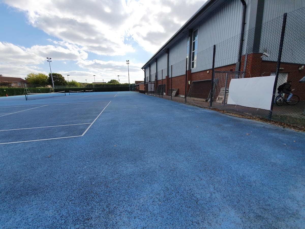 Kesgrave Tennis Club - Photo 2