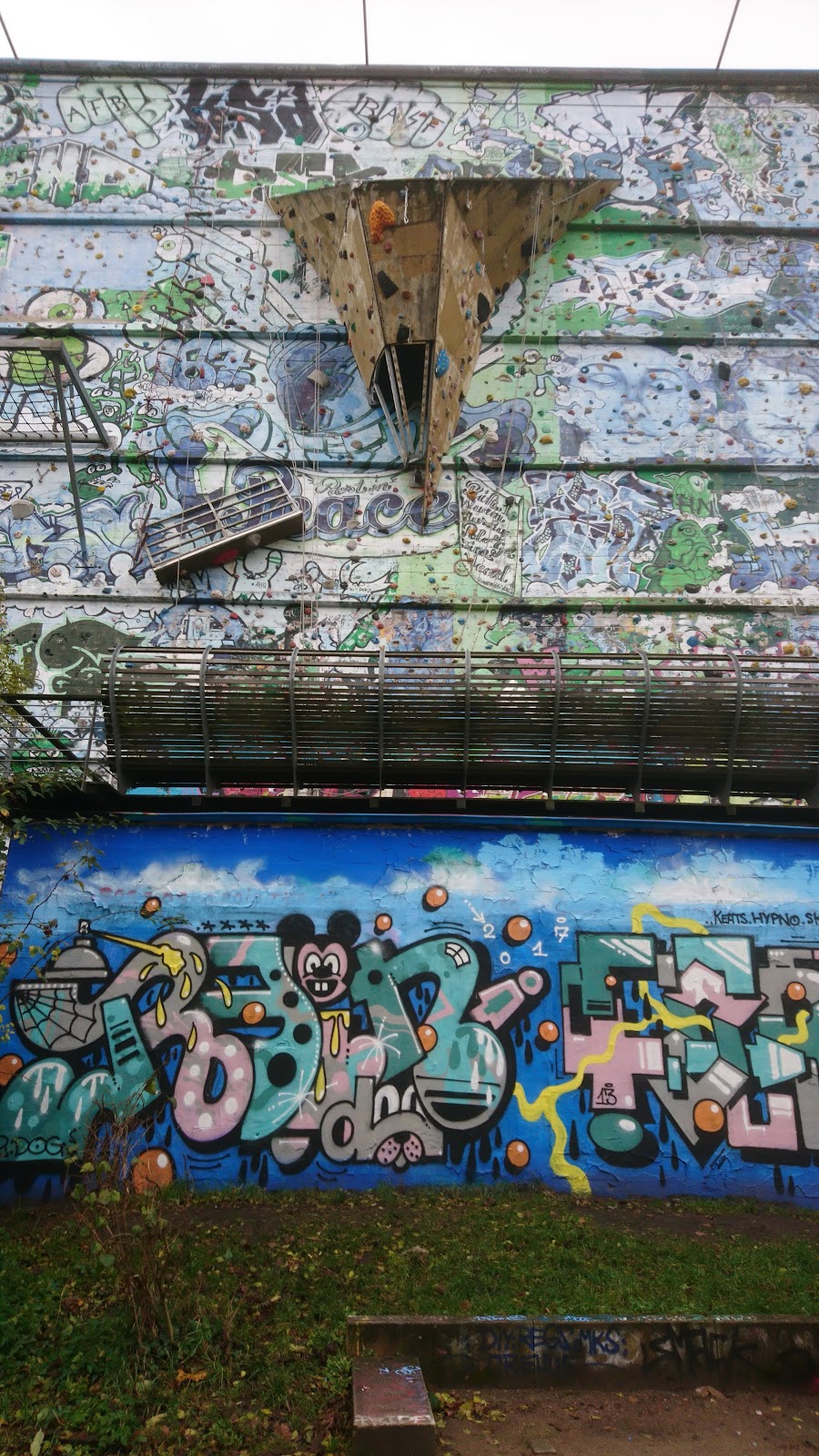 Kilimanschanzo – Bunker im Flora-Park mit Kletterwand - Photo 3