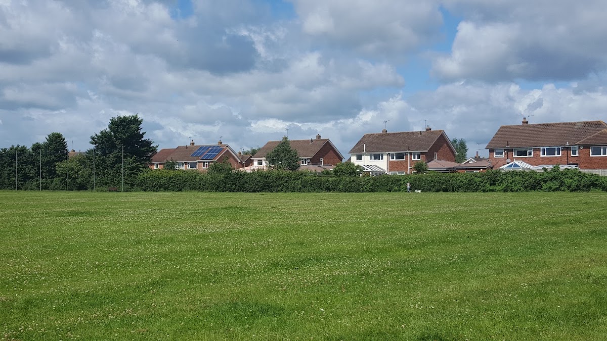 King George V Playing Fields - Photo 2