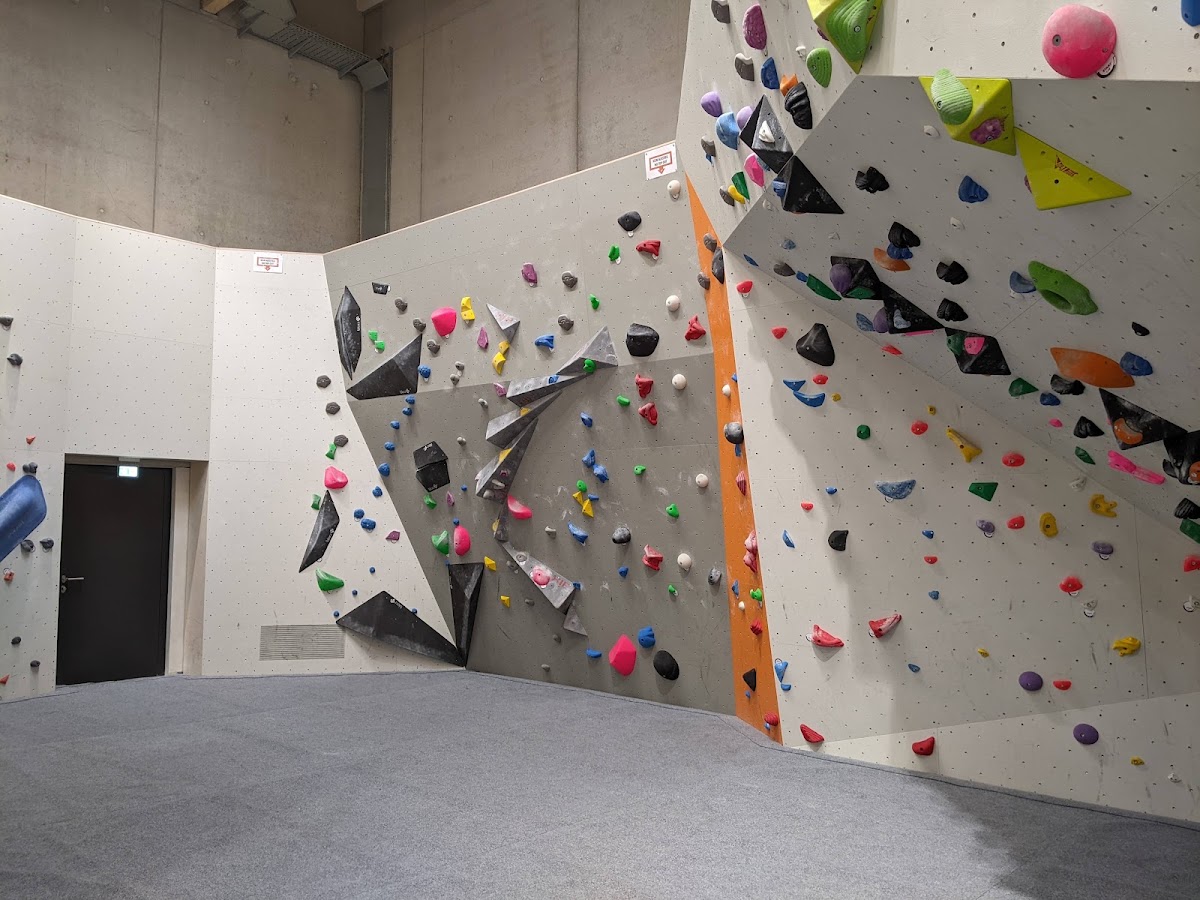 Kletterhalle am TUM Campus im Olympiapark - Photo 3