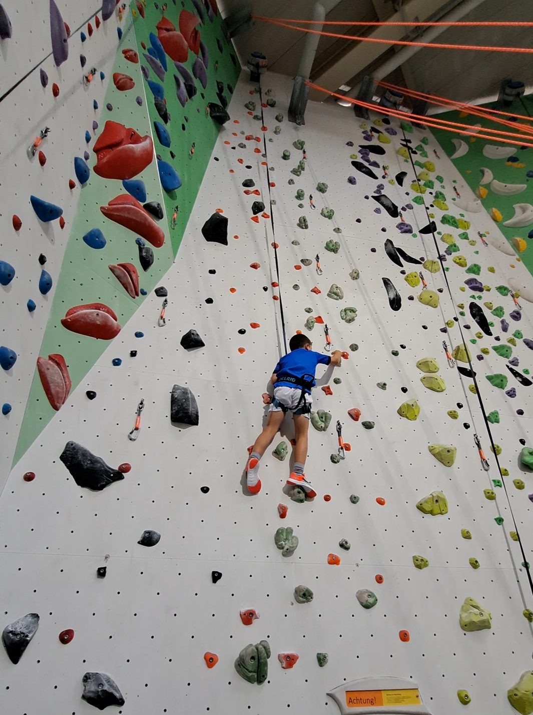 Kletterhalle Winterthur AG - Photo 3