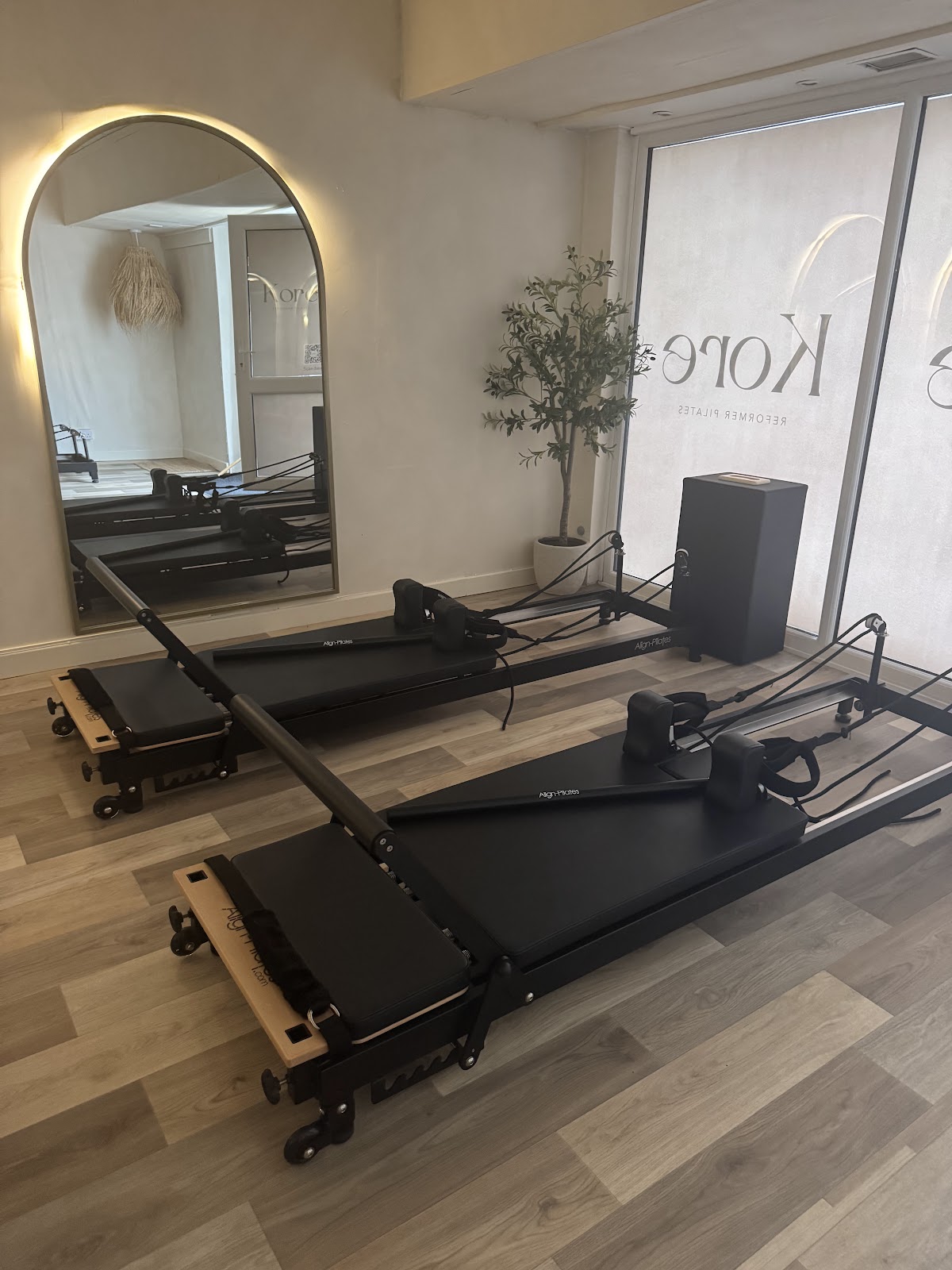 Kore reformer pilates - Photo 2