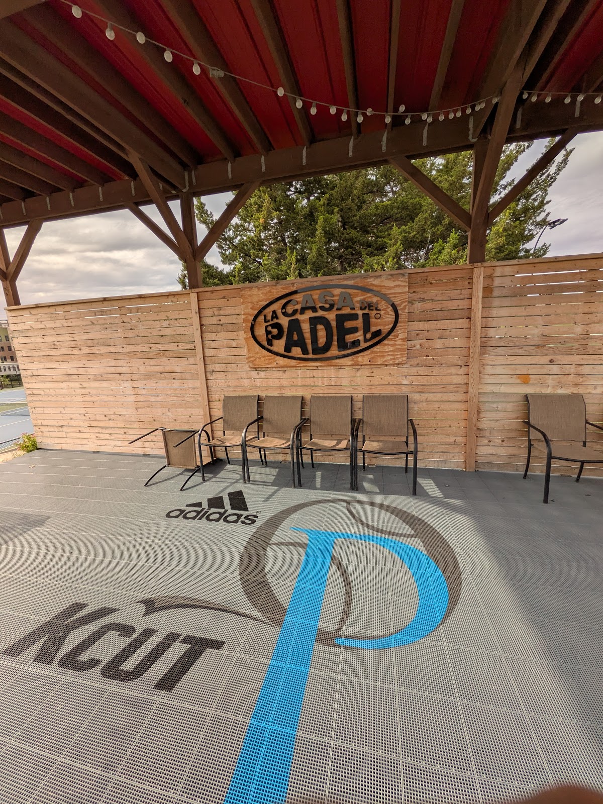 La Casa del Padel - Photo 2