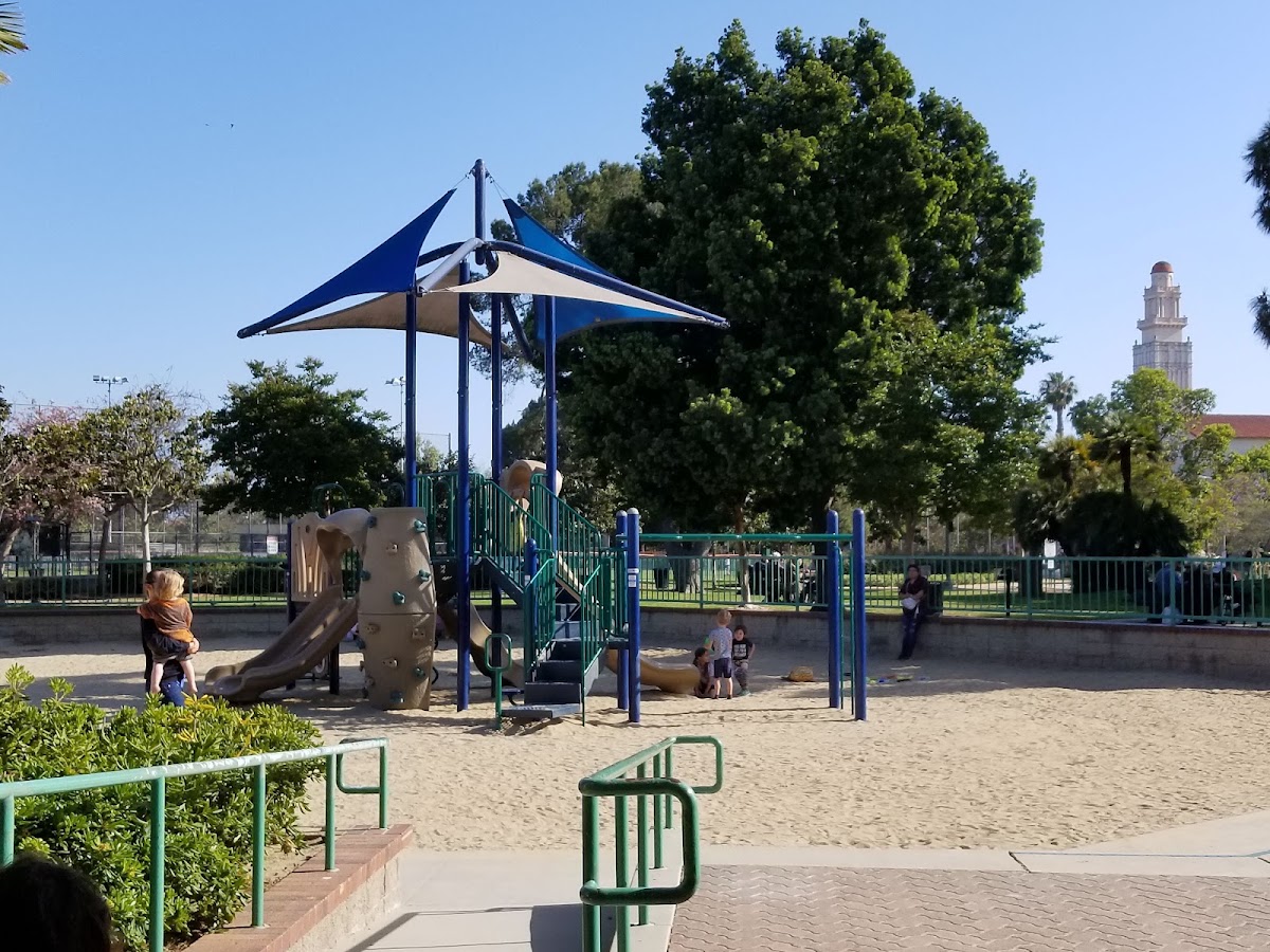 La Cienega Park & Community Center - Photo 3