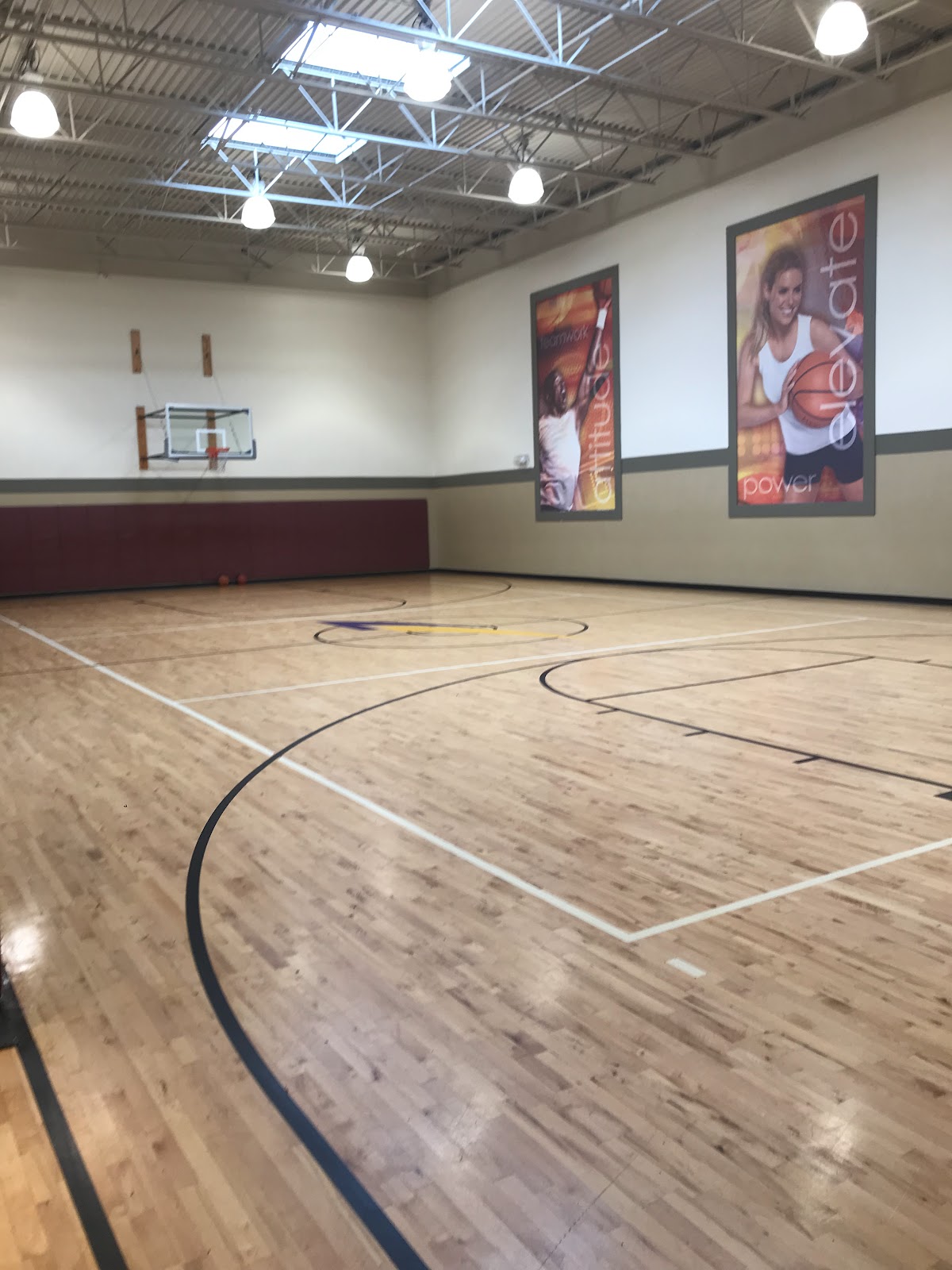 LA Fitness - Photo 3