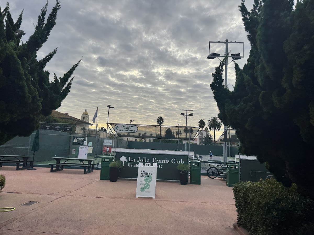 La Jolla Tennis Club - Photo 3